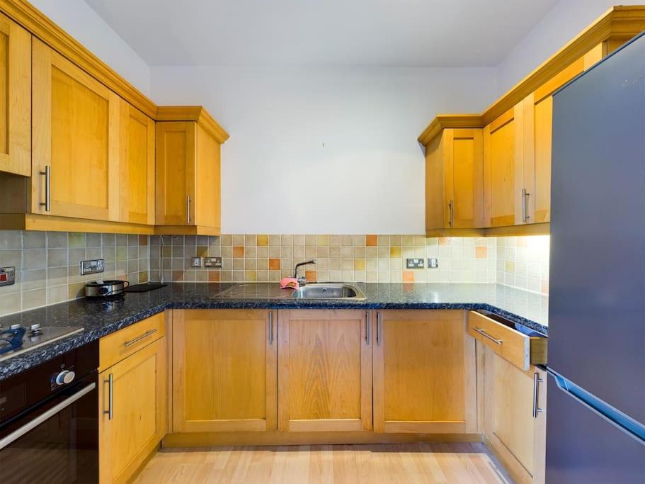 Luxury Apartment Cheltenham Exterior photo